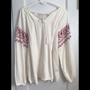 NWT Embroidery Tie-Neck Blouse